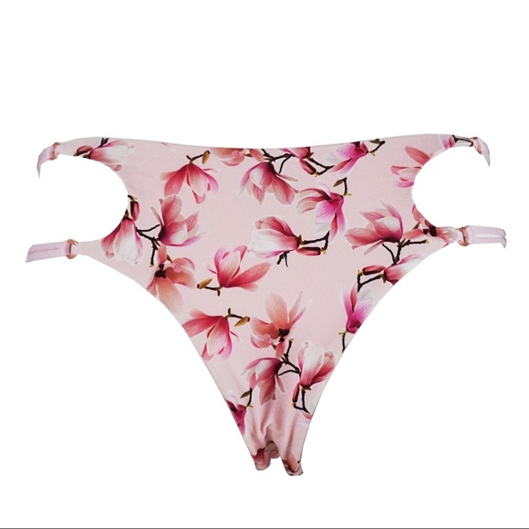 Frankie's Bikinis Lala Bottom in Sakura - Picture 2 of 4